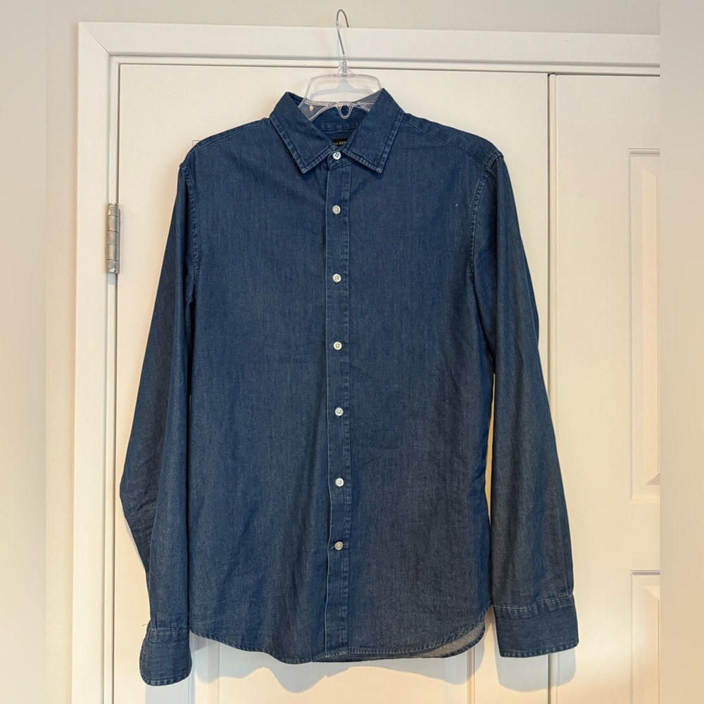 Banana Republic Blue Chambray Shirt
